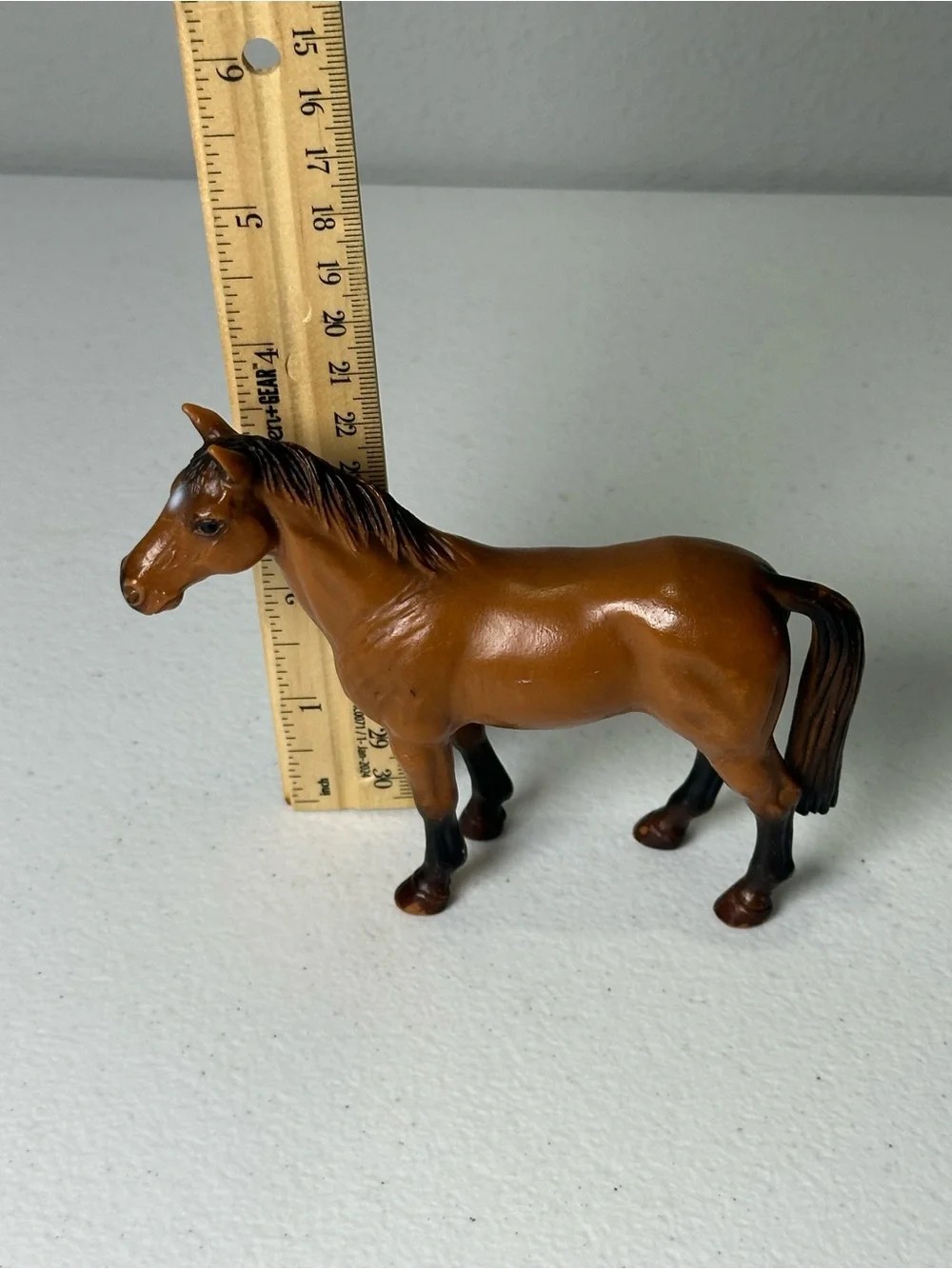 Schleich retired 2001 vintage Brown Horse Play Figure - Classic Toy Horse